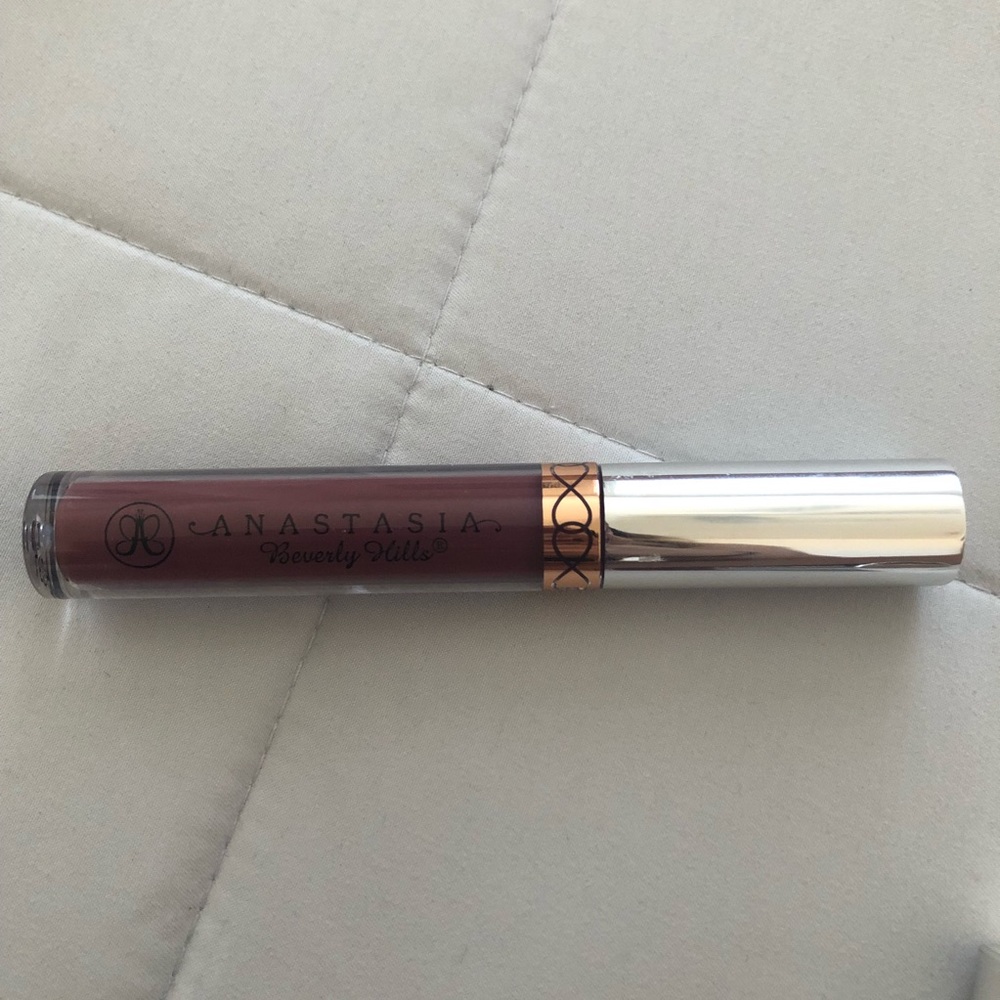 NEW ABH “trust issues” lipstick